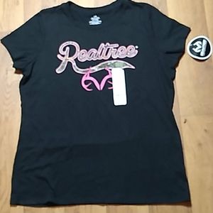 NWT womens "Realtree" black cotton t-shirt